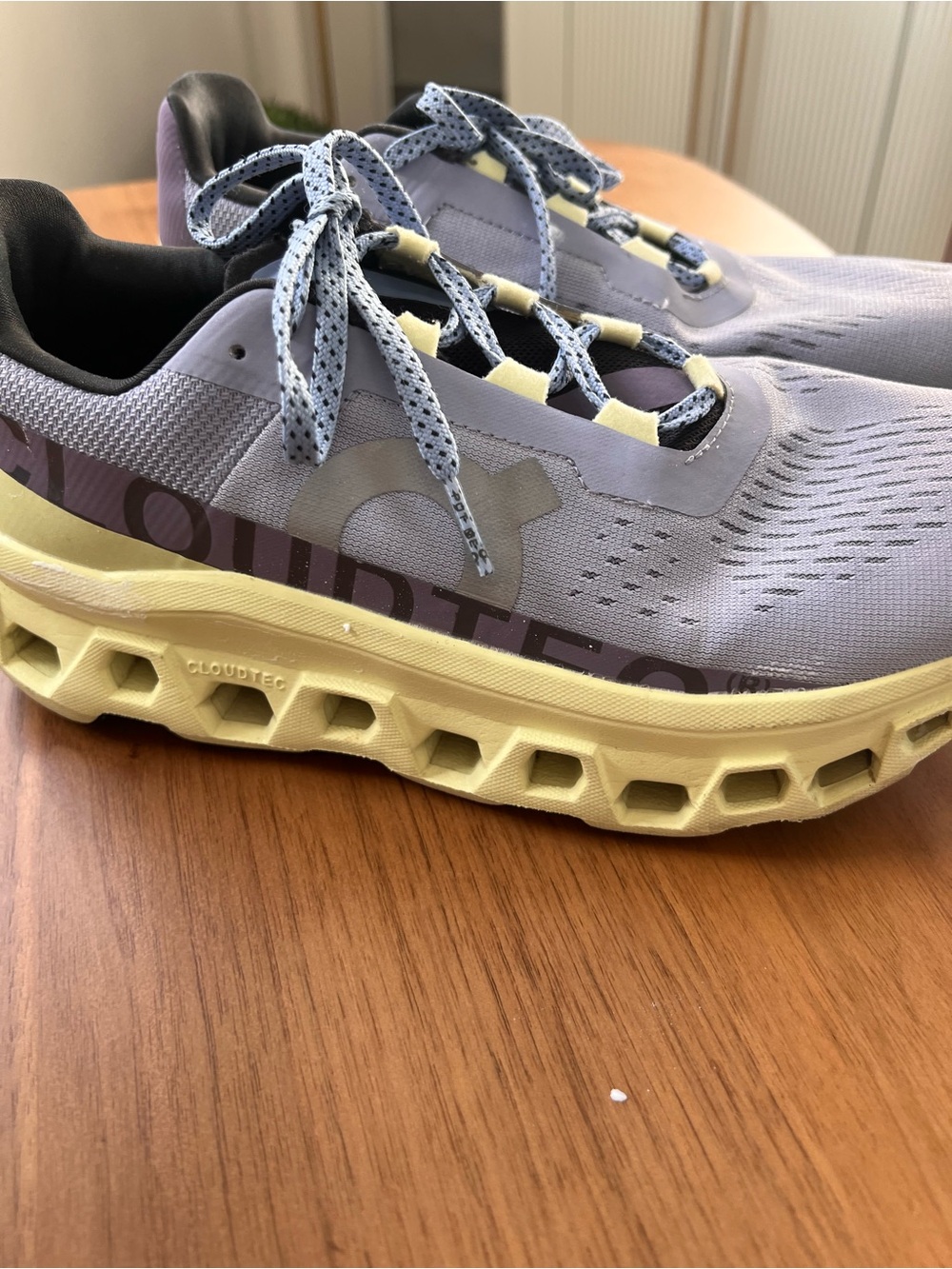 On Cloud Cloudmonster in Nimbus/Hay size 8.5 running shoe